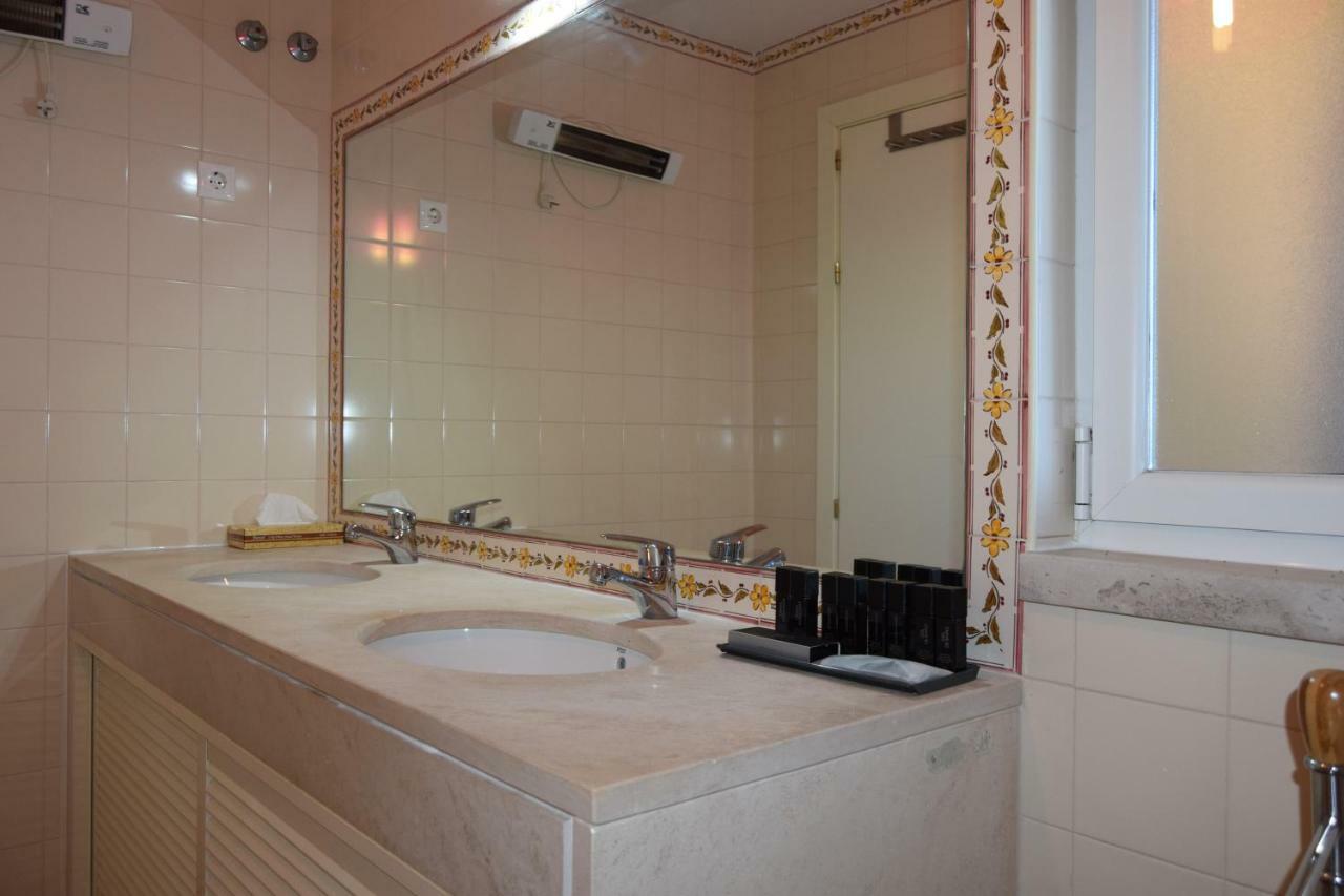 Sea Breeze Golf & Beach Villa Charneca  Ngoại thất bức ảnh